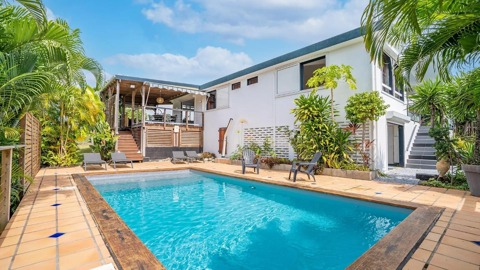 Villa Les Lucioles: Beachside Family Retreat with Private Pool Sainte-Luce